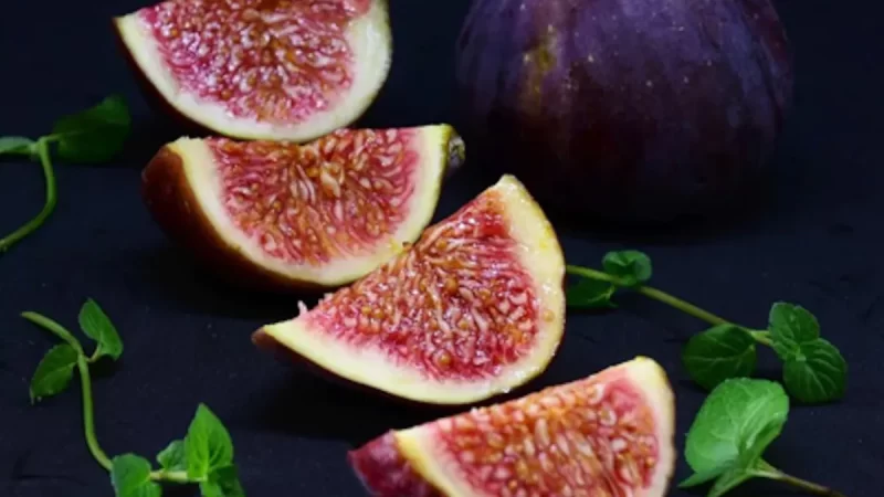 Anjeer or Figs Have Some Health Benefits